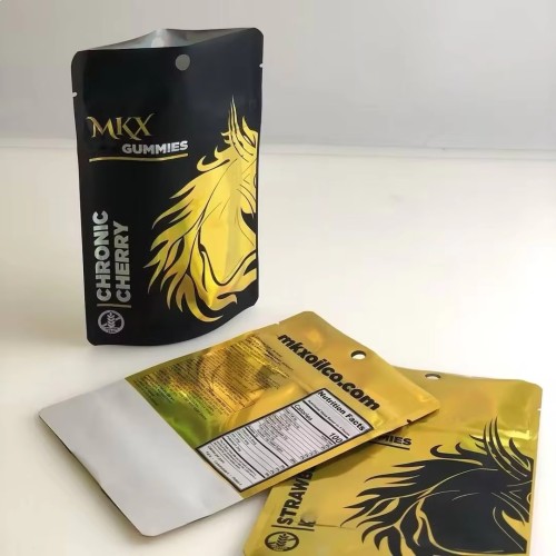 Glossy Kraft Three Side Seal Zipper Gummy Pouch Custom Stand up Tobacco Bag Smell Proof Dry Flower Package