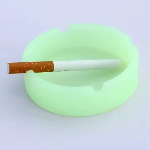 Glow in the Dark Silicone Ashtray Heat Resistant Nonstick Unbreakable Smoking Tray for Patio Home and Car