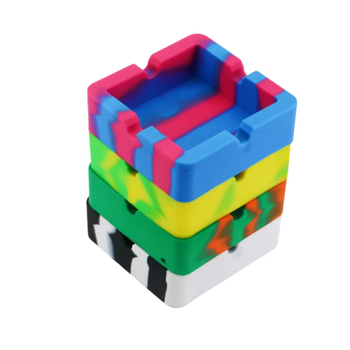 Wholesale Easy to Clean Durable Ashtrays Square Colorful Silicone Ashtrays