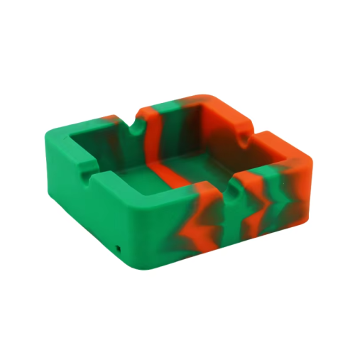 Wholesale Easy to Clean Durable Ashtrays Square Colorful Silicone Ashtrays