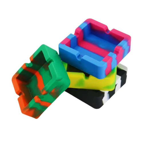 Wholesale Easy to Clean Durable Ashtrays Square Colorful Silicone Ashtrays