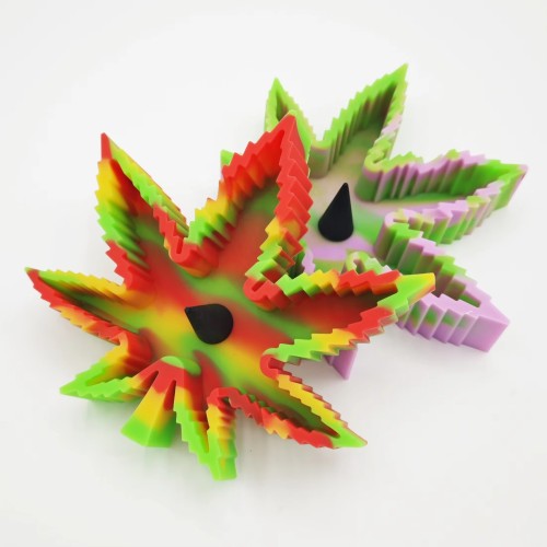 Hot Selling Wholesale Price New Silicone Ashtray Portable Smoke Indoor Outdoor Custom Smoking Accessories