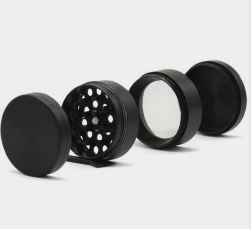 Four Layers Aluminum Custom Brand Herb Grinders and Smoker Accessories