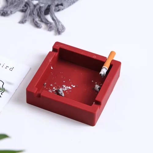 Wholesale Square Silicone Ashtray Small Portable Cigar Ashtray logo Custom Cigarette Ashtrays