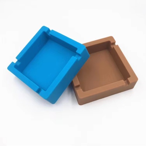 Wholesale Square Silicone Ashtray Small Portable Cigar Ashtray logo Custom Cigarette Ashtrays