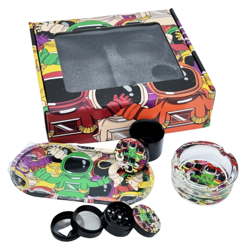 Free Sample Custom Logo Smoking Kit 5 in 1 with Gift Box Grinder Tray Jar Container Smoking Accessories Sets